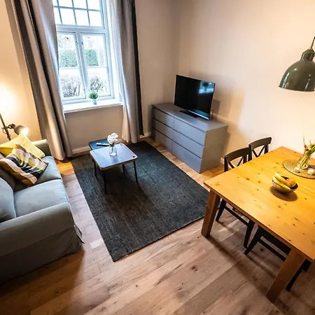 003 - Monument - 1 Bedroom - 2 Beds - Large Living Dining Διαμέρισμα